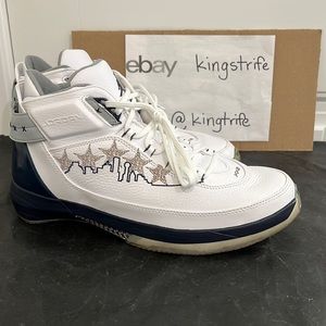 Air Jordan 22 PE “Josh Howard” Dallas. Released in 2007. Worn size 11.